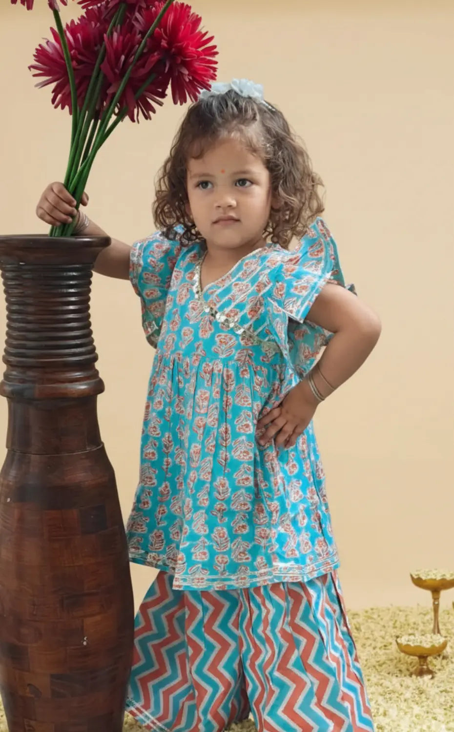 Frilled sleeves sharara
