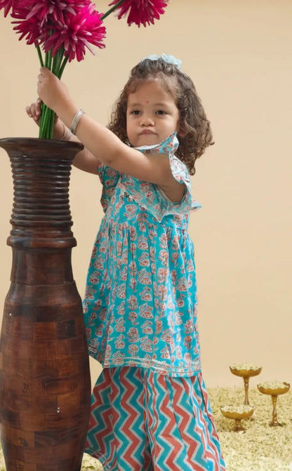 Frilled sleeves sharara